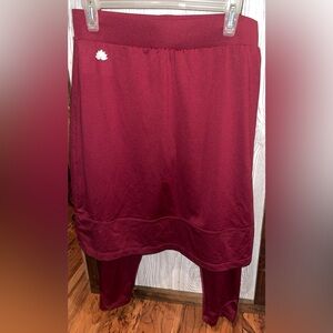 Snoga Athletics Maroon - Burgundy - Wine Skirt with leggings attached Large NWOT